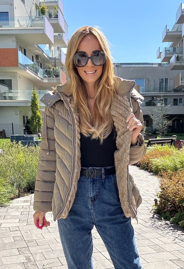 Isabell kabát drapp – Innova Fashion